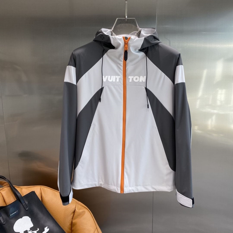 l0vis Vvtt0n outwear